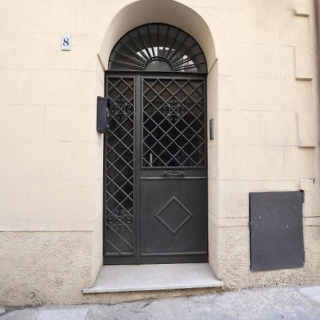 San Basilio'S Home Historical Center Palermo Bagian luar foto